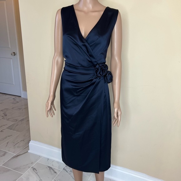 Maggy London silk  Navy blue dress - Picture 2 of 13